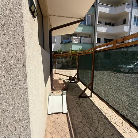 Sarafovo Sea And Airport Burgasz